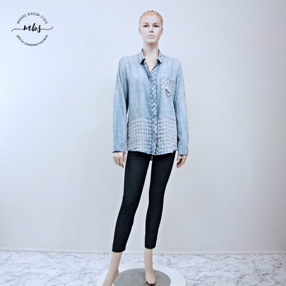 NWOT Korye Checkered Plaid Long Sleeve Roll Tab Button Down Shirt Blue Women XL - Picture 2 of 13